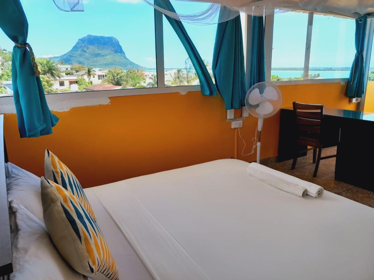 Hotel Surf House La Gaulette Esterno foto