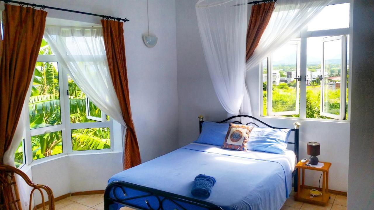 Hotel Surf House La Gaulette Esterno foto