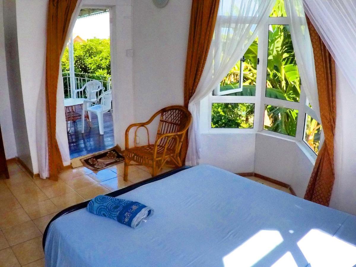 Hotel Surf House La Gaulette Esterno foto